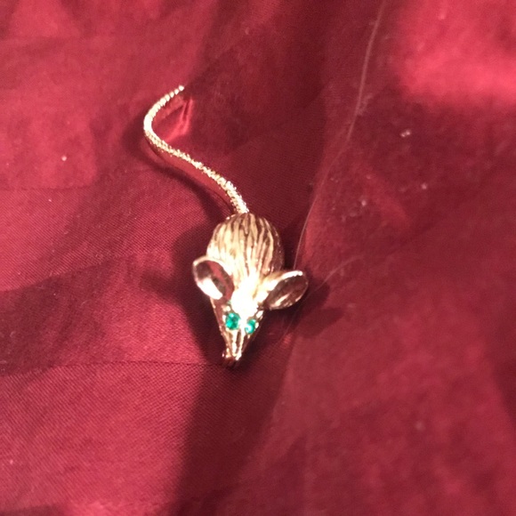 Silver Mouse pin Vintage